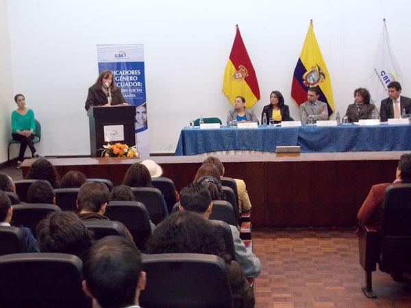 Mujeres ganan espacio político en Azuay