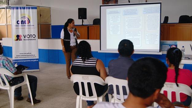 Se cumplió taller sobre control del gasto electoral