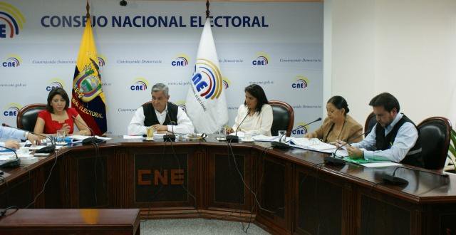 CNE pleno 1 de octubre de 20132