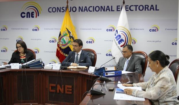 85 postulantes cumplen con requisitos para el concurso de participacion ciudadana y control social