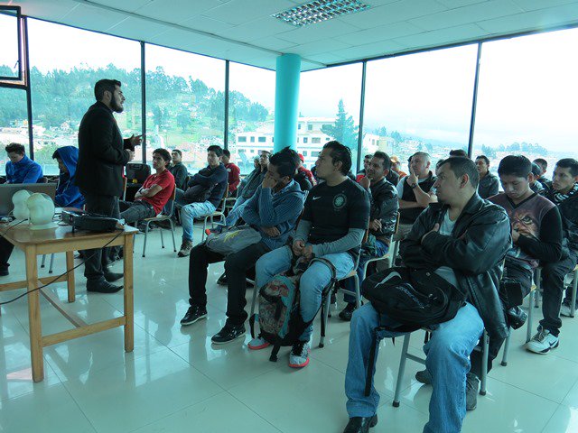 110615delegacinazuayescueladeformacion