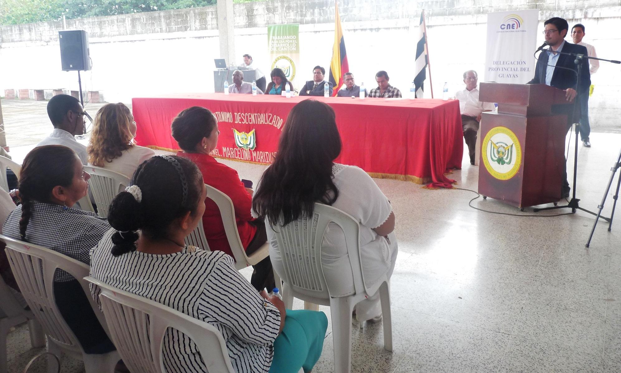 Credenciales en Marcelino Maridueña