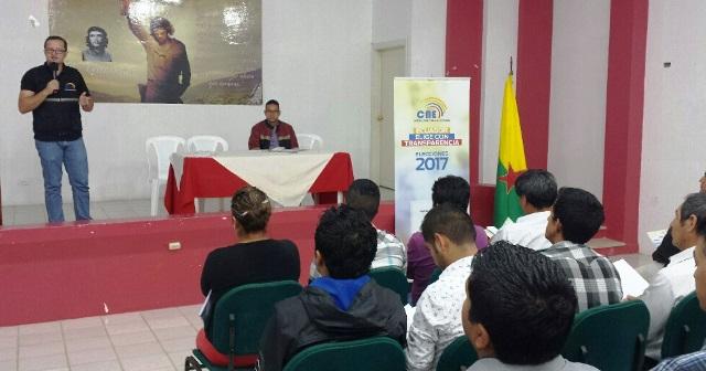 2016-08-18 delegación ZamoraChinchipe - Socialización elecciones 2017