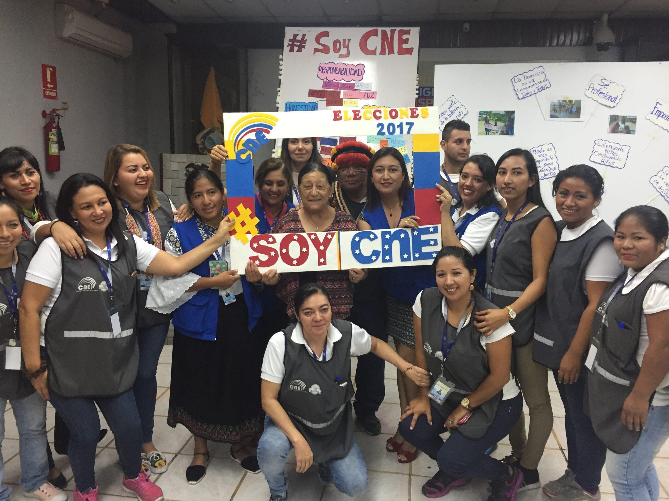 CNE- PASTAZA FORTALECE SUS VALORES INSTITUCIONALES