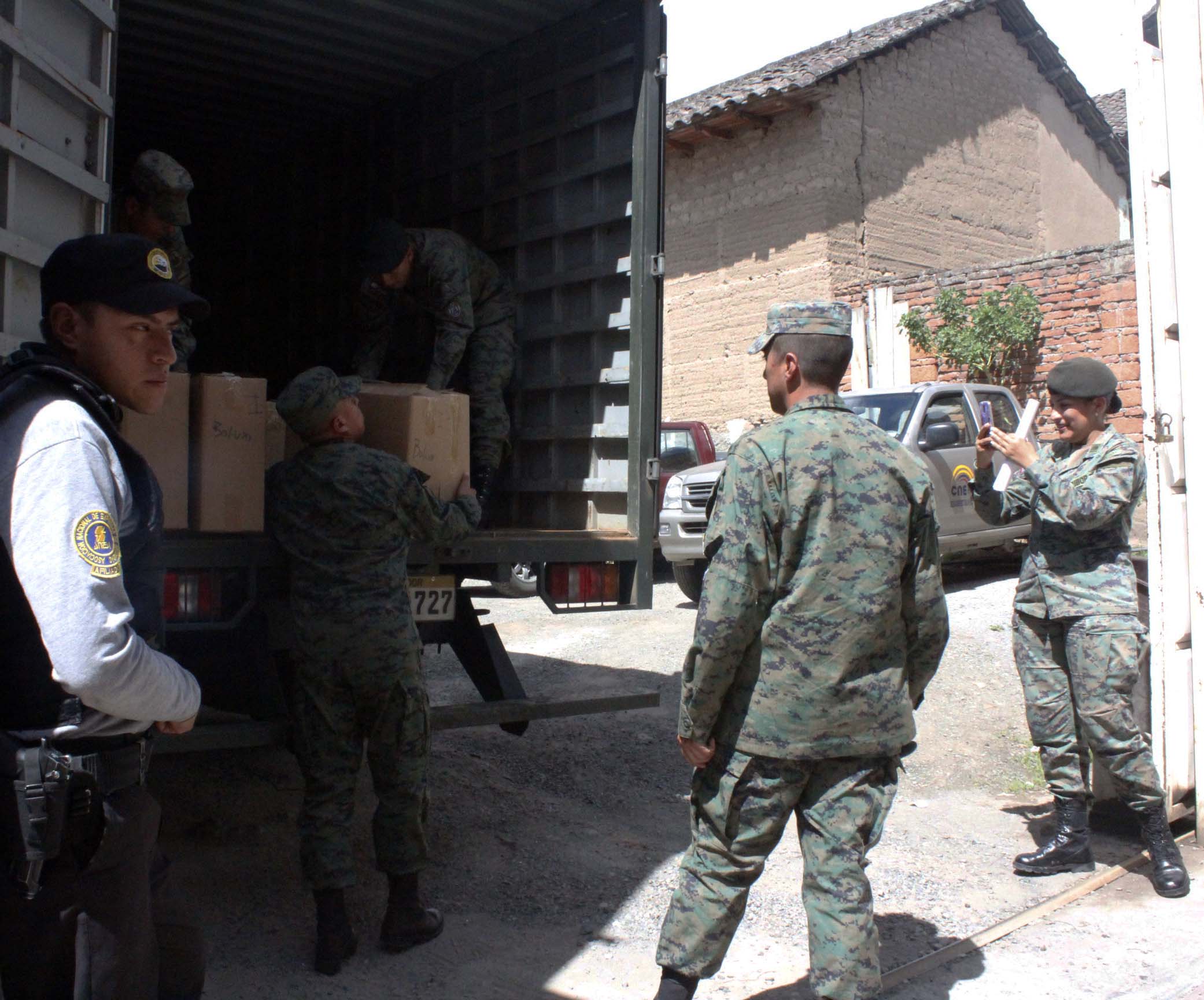 BOLETIN KITS ELECTORALES