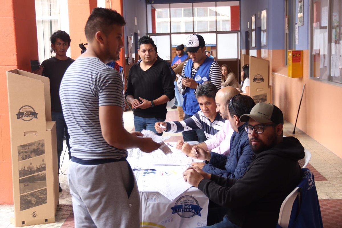 OBSERVADORES ELECTORALES