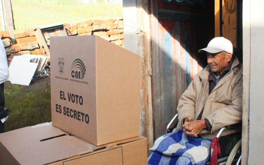 SIMULACRO VOTO EN CASA