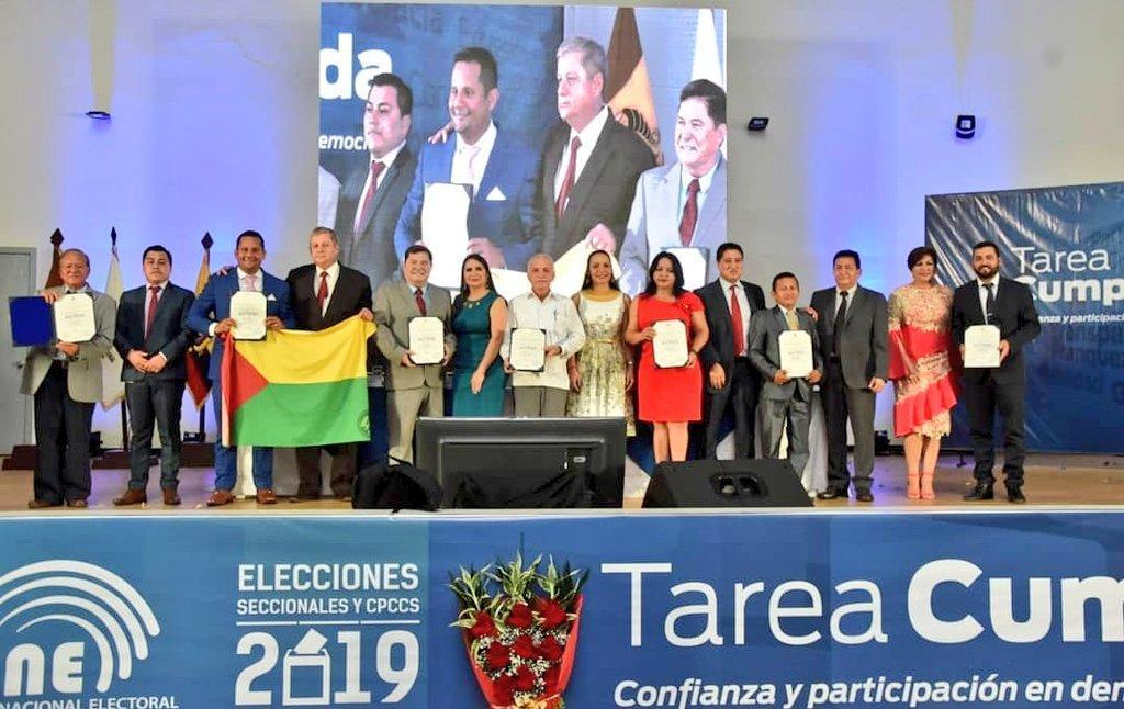1005CREDENCIALES