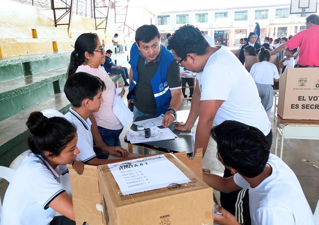 211119 cnenapo elecciones hnomiguel