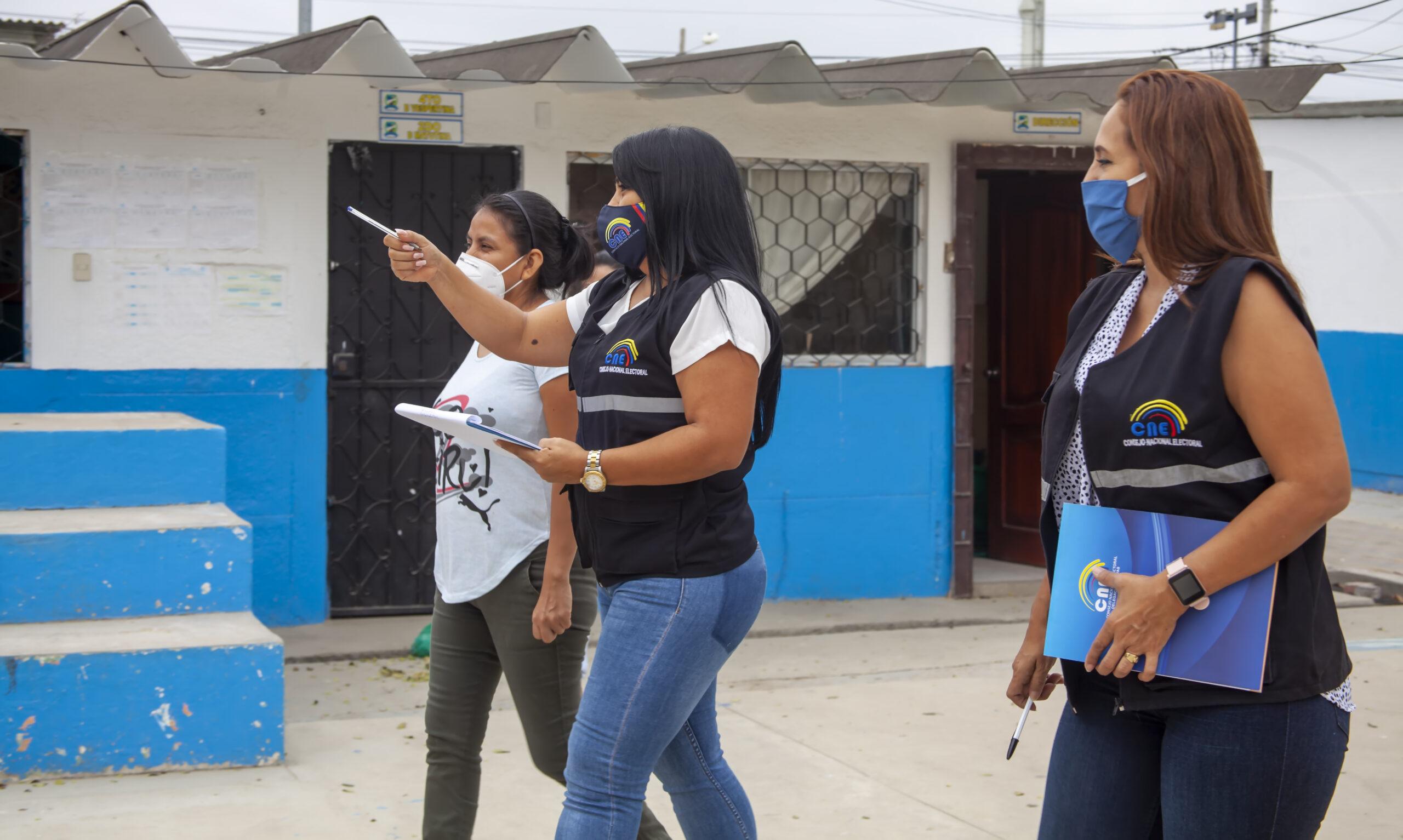 ESCUELA 13 DE ABRIL LA LIBERTAD