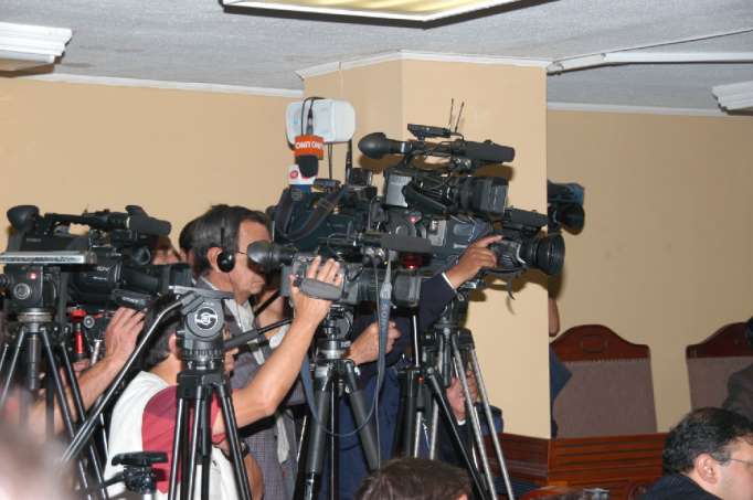 cne reconoce fallo que permite el periodismo en elecciones 20121226075029-682x512