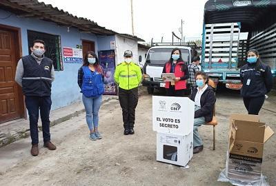 VOTO EN CASA CARCHI