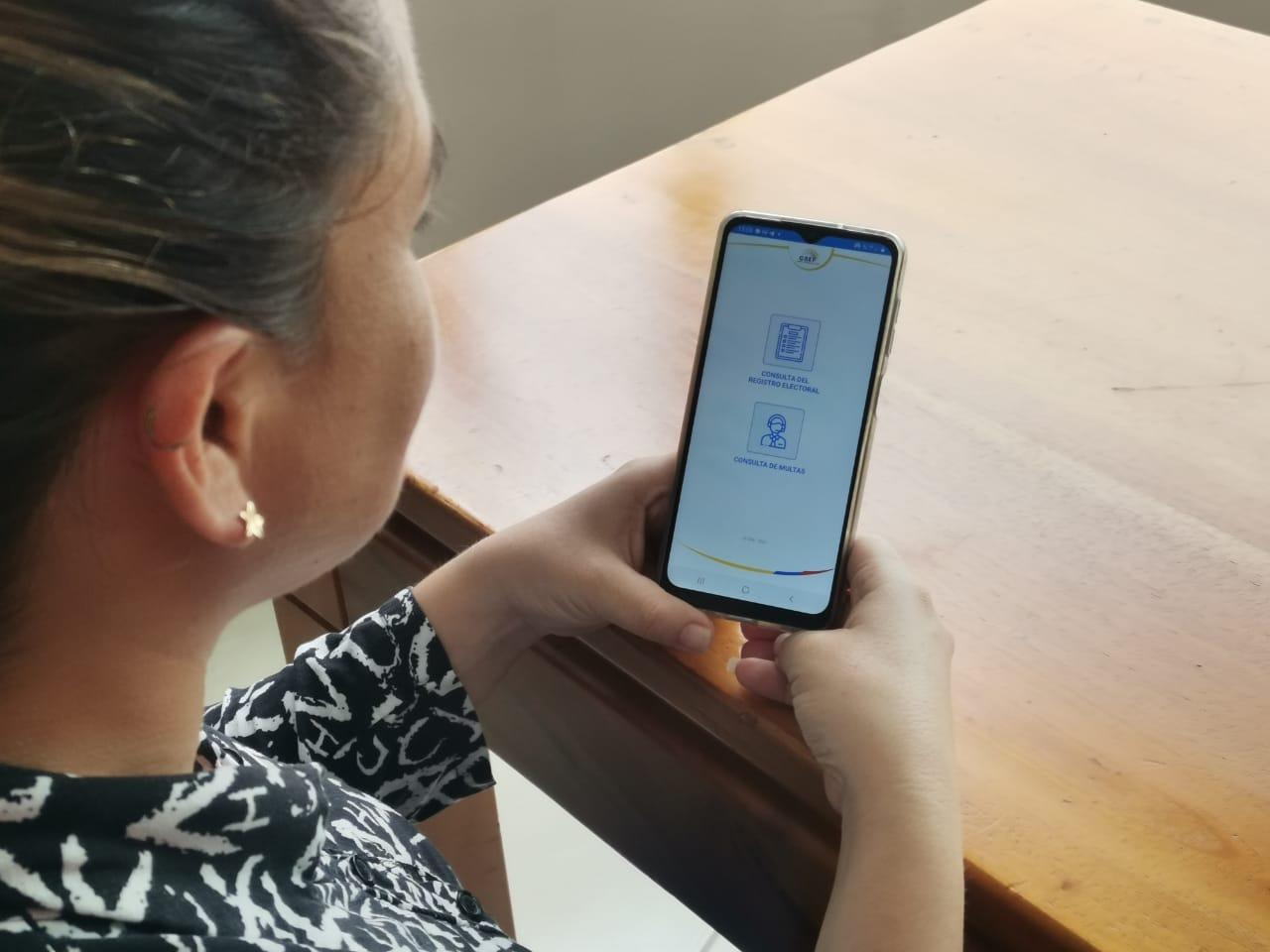 CNE App consulta multas