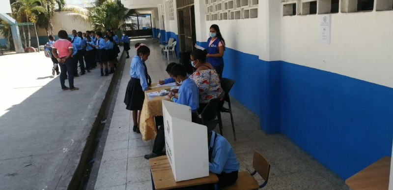 Veeduría elecciones gobiernso estudiantiles