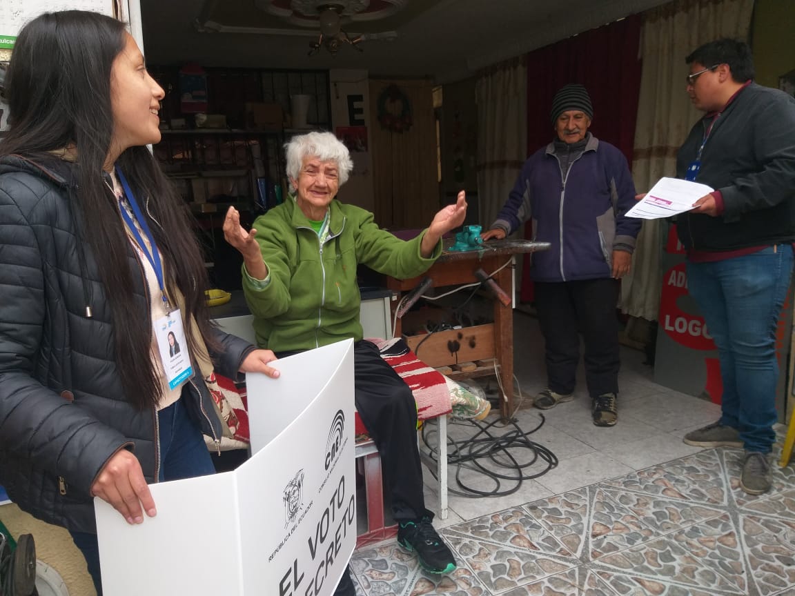 SIMULACRO VOTO EN CASA