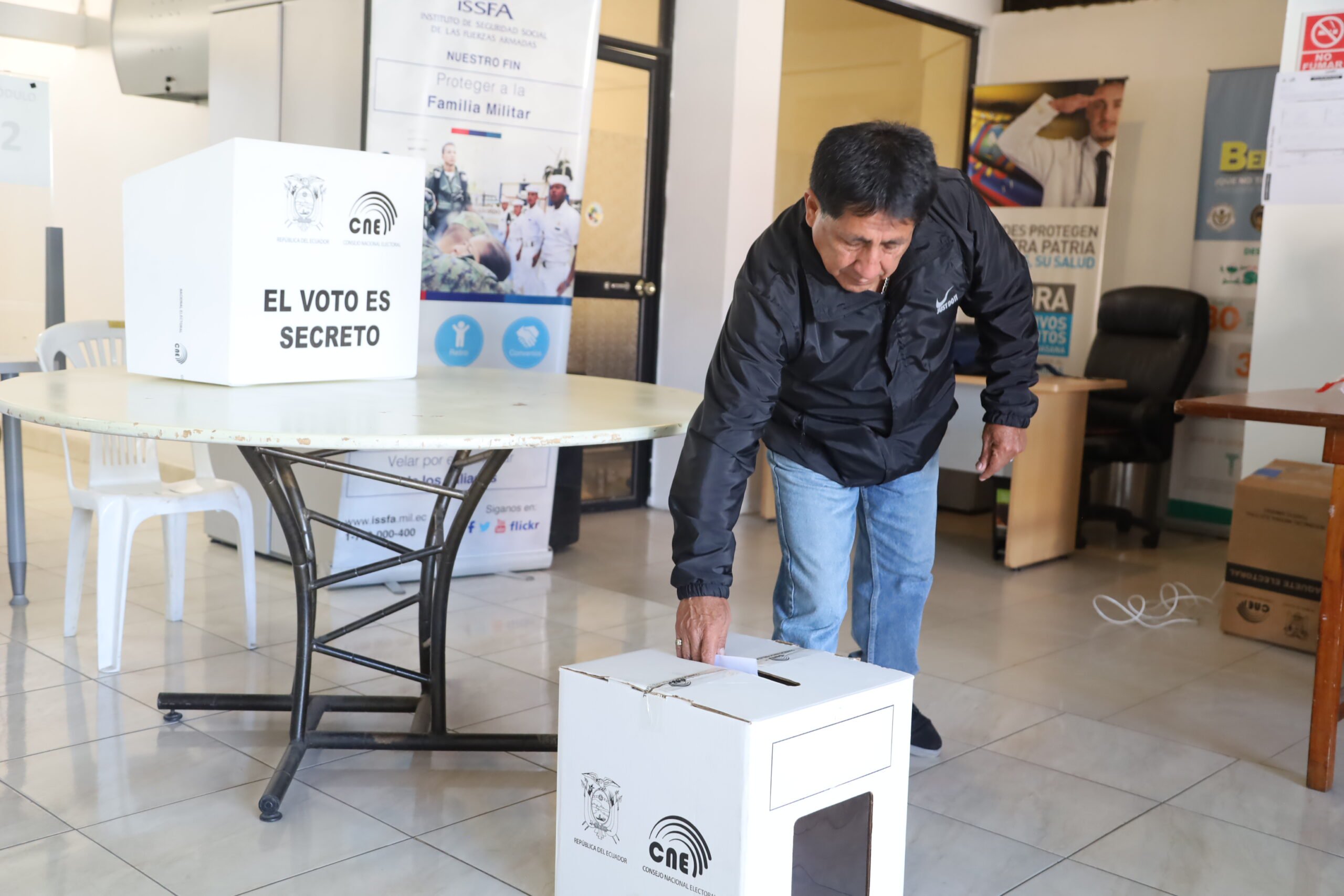 Elecciones ISSFA Loja