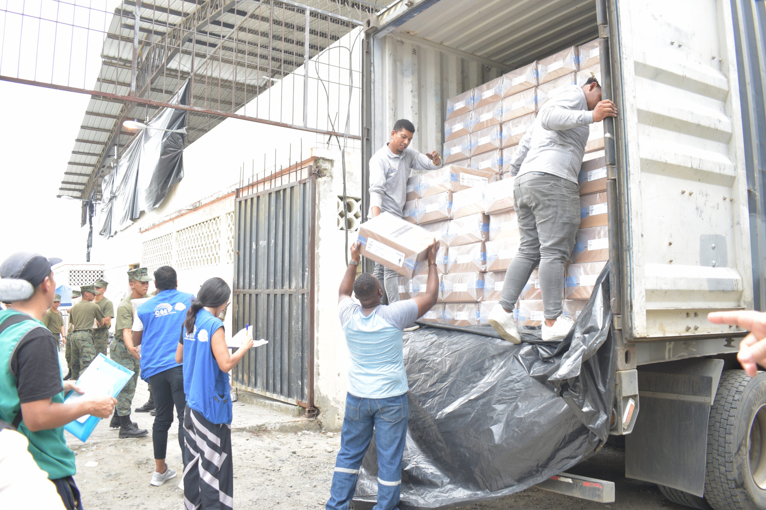 Referéndum y Consulta Popular 2025