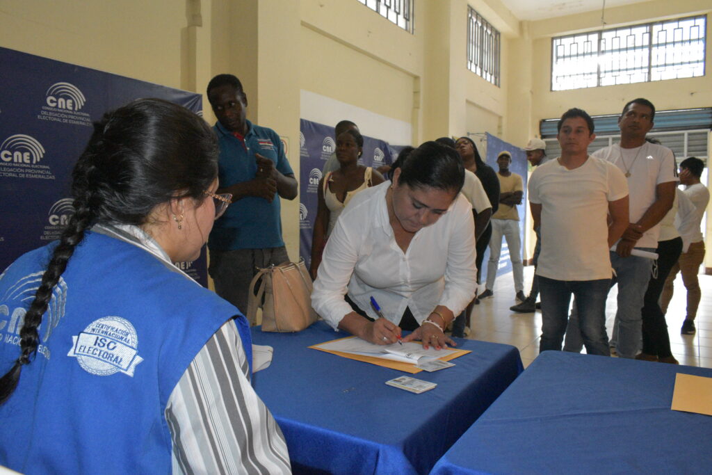 Elecciones Seccionales y CPCCS 2027