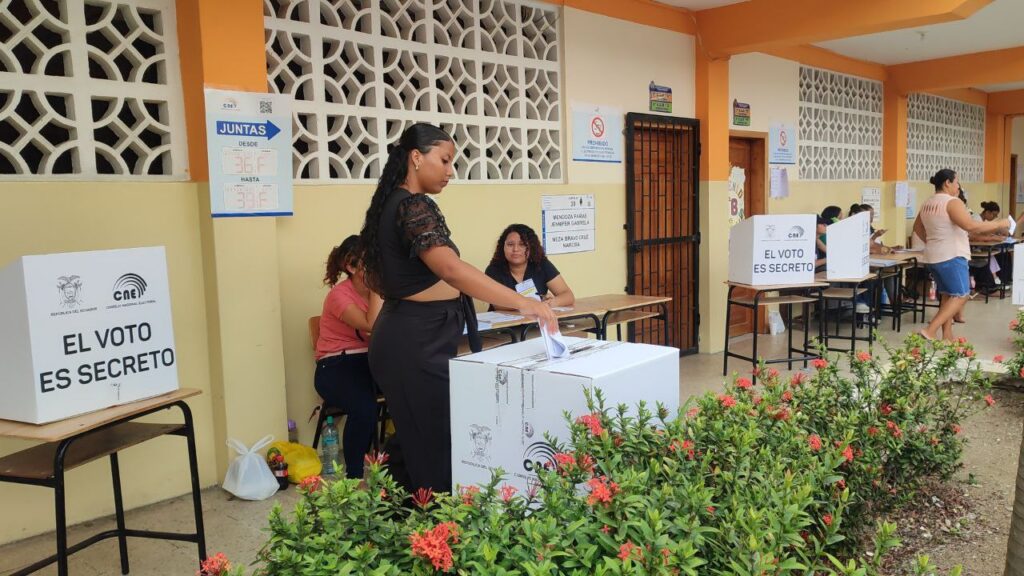 Elecciones Seccionales y CPCCS 2027